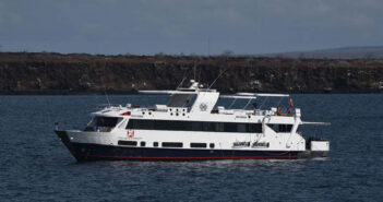 Humboldt Explorer, Galapagos